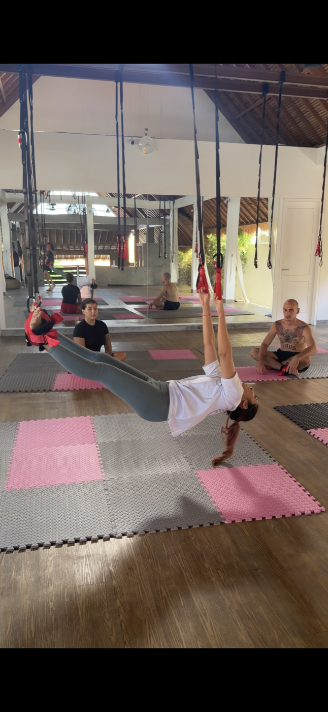 Inversion on suspension straps — Gravity Stretching Canggu